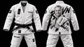 KASTGI RVVN: concepto del kimono blanco mostrado de frente y por la espalda